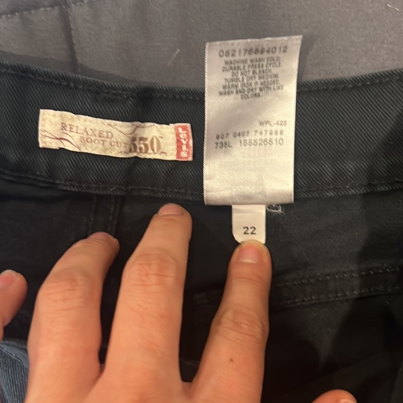 Levi’s black jean shorts - Picture 4 of 8